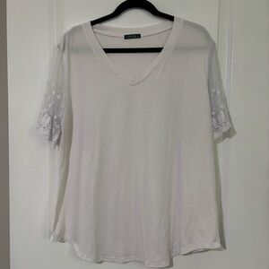 Elegant White Lace Sleeve Top - XL